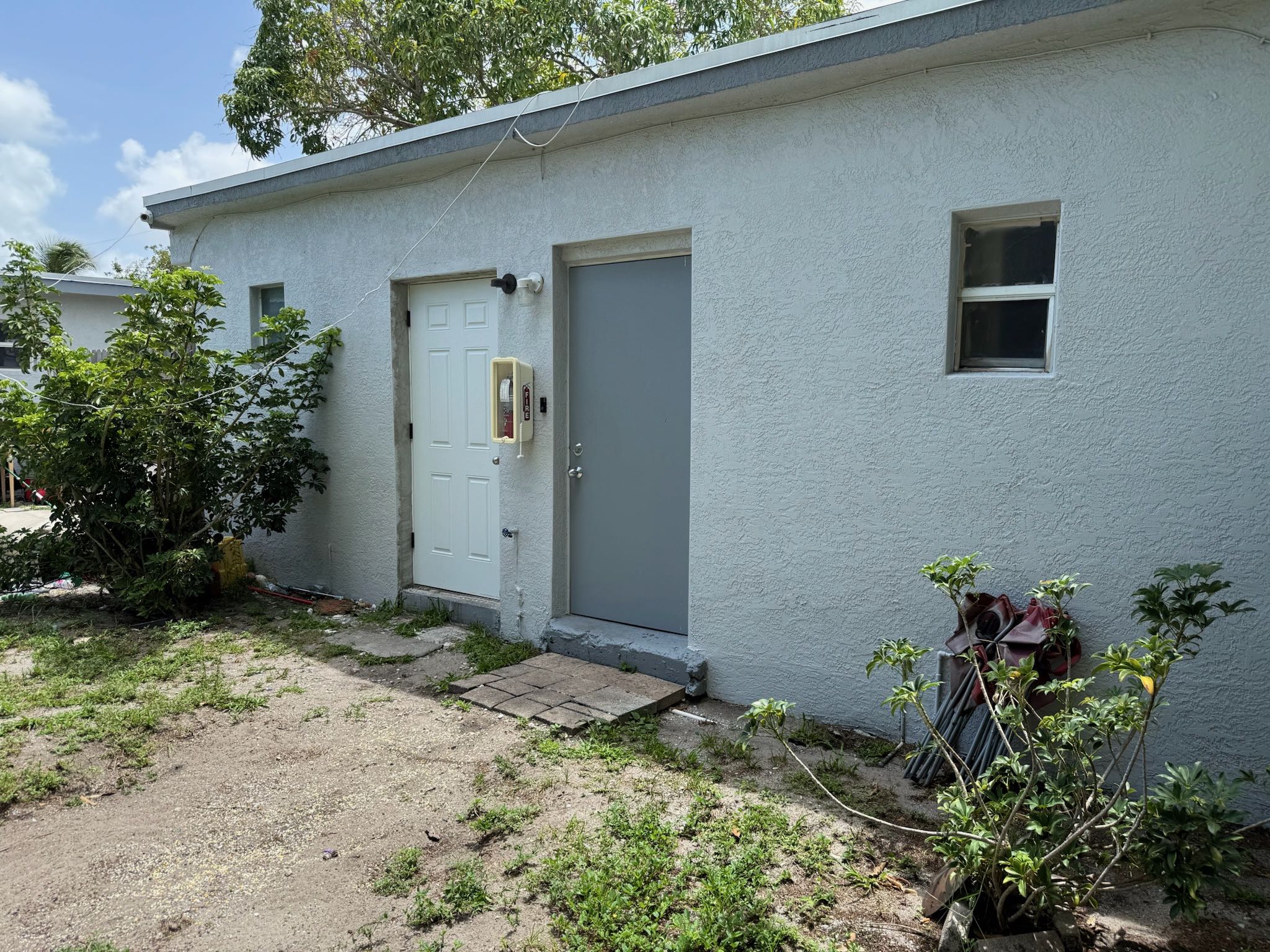 604 NW 9th Avenue Apt 2